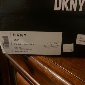 DKNY Grain Patient PU Silver